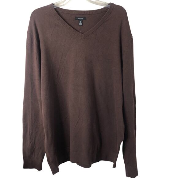 Alfani NWT Men's Long Sleeve V-Neck Sweater in Coffee Bean Size XL - Picture 1 of 8